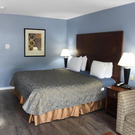 Timber Motel Clinton Екстер'єр фото