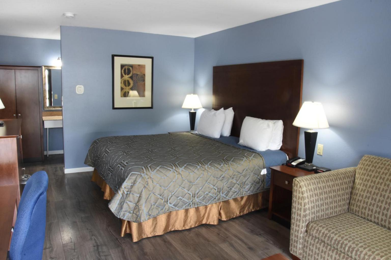 Timber Motel Clinton Екстер'єр фото